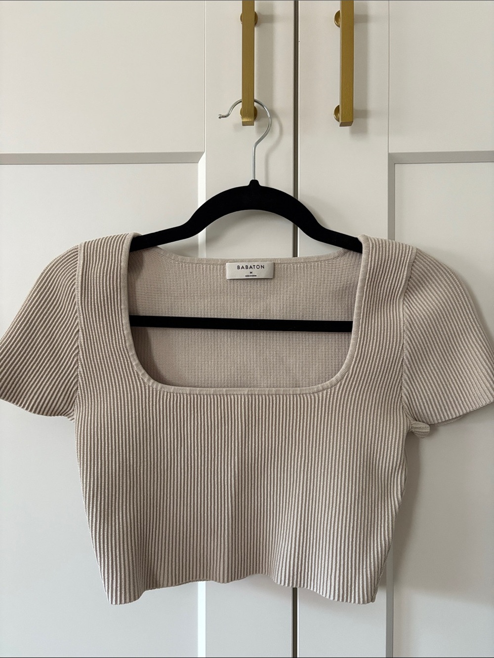 Babaton Sculpt Square-Neck Crop Top in Taupe